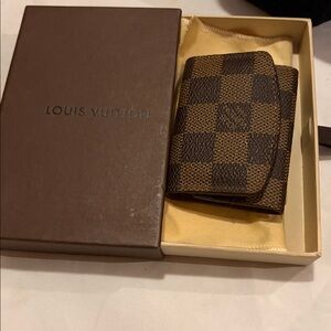 Louis Vuitton small wallet for small jewelry or cufflinks. Damier design